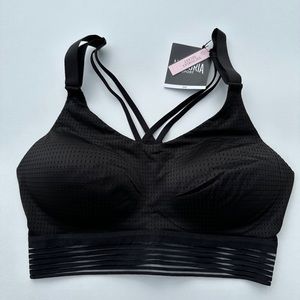 NWT Victoria Secret Lightweight Sports Bra